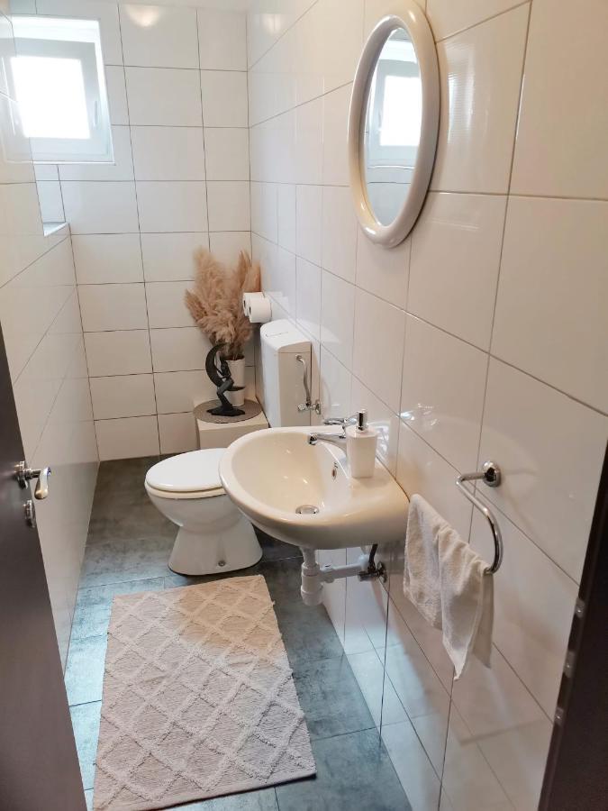 Apartman Pejic Podstrana Esterno foto