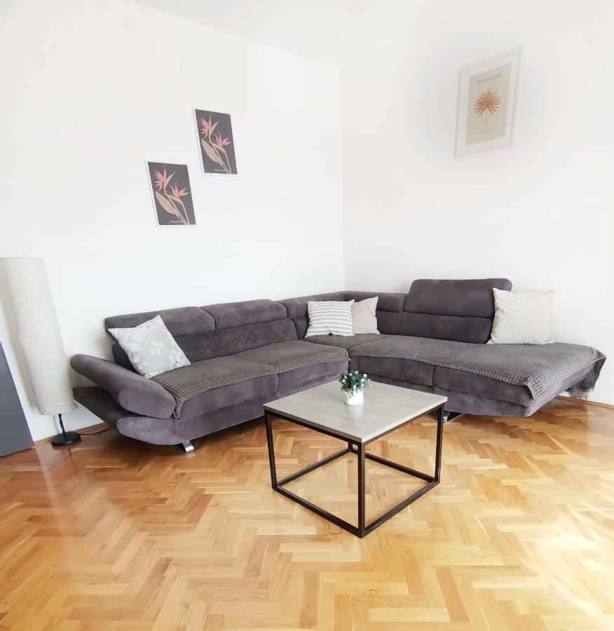 Apartman Pejic Podstrana Esterno foto
